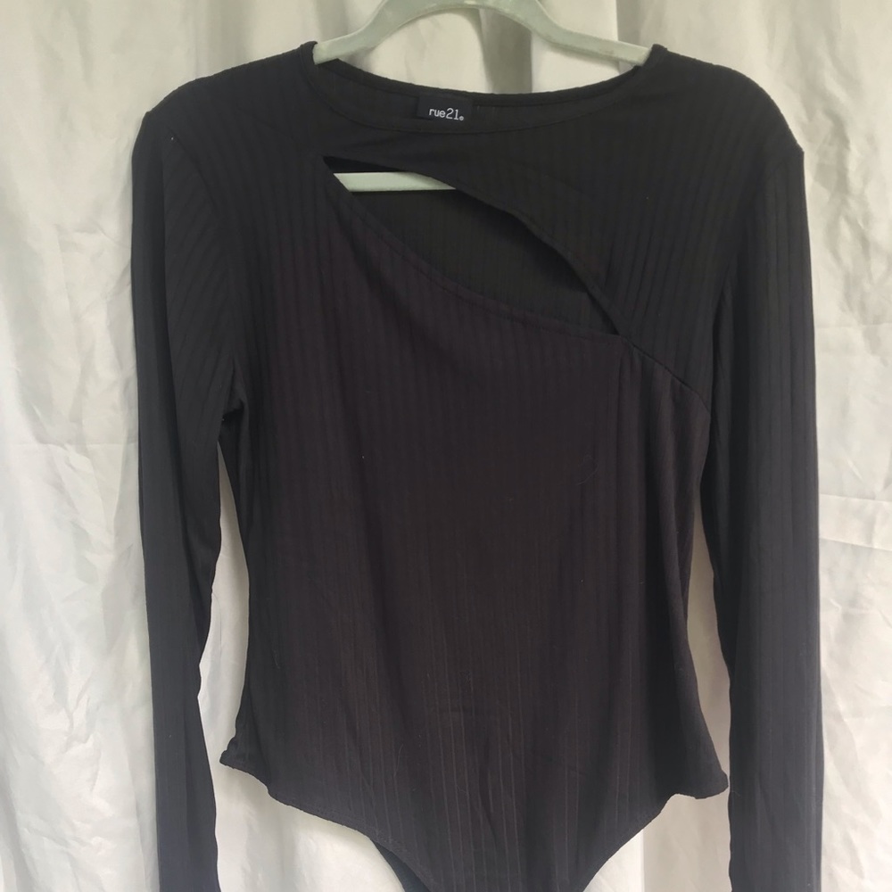 VGUC black bodysuit from Rue 21💋